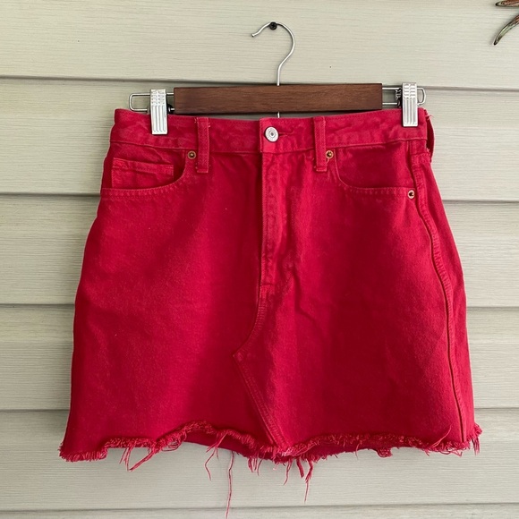 Abercrombie & Fitch Dresses & Skirts - ABERCROMBIE & FITCH red denim distressed mini skirt sz 2 Zoe natural rise casual
